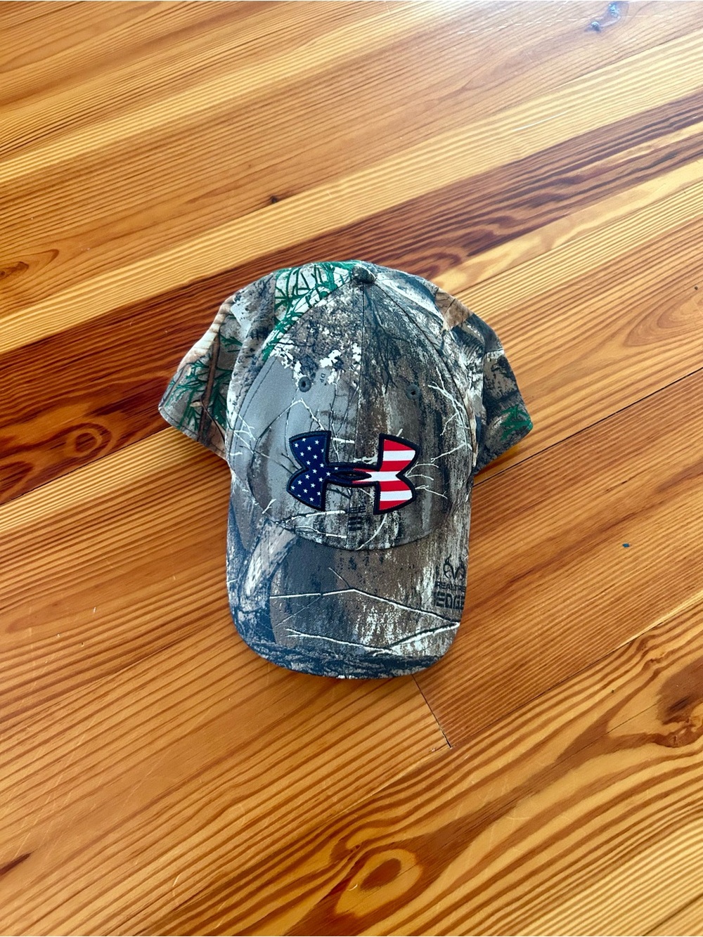 Under Armour mossy oak hat